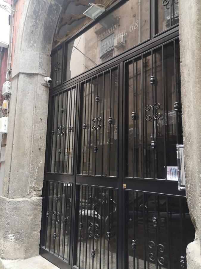 ナポリLa Casa Di Adeアパートメント エクステリア 写真